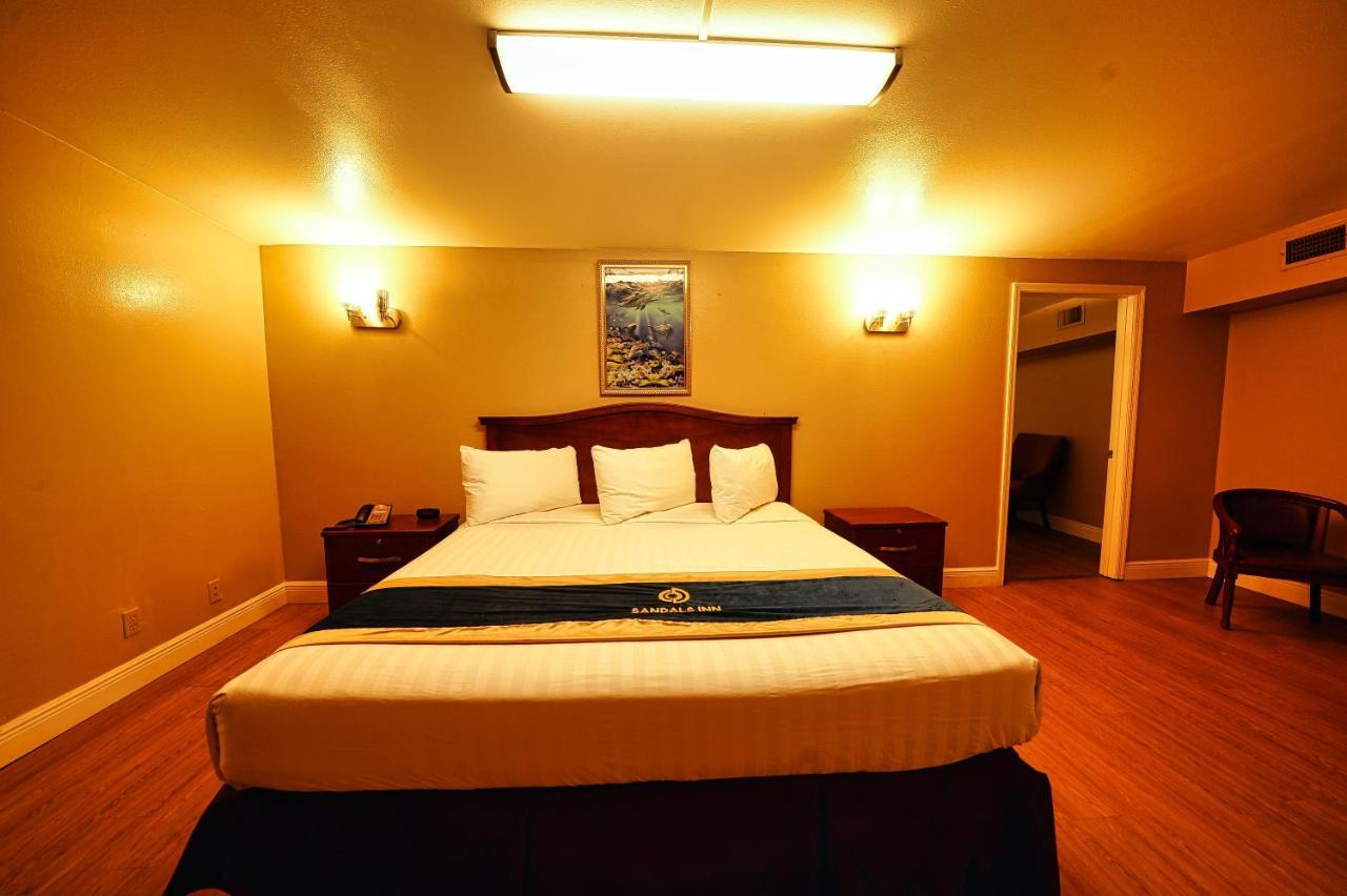 Sandals Inn Daytona Beach Exterior foto